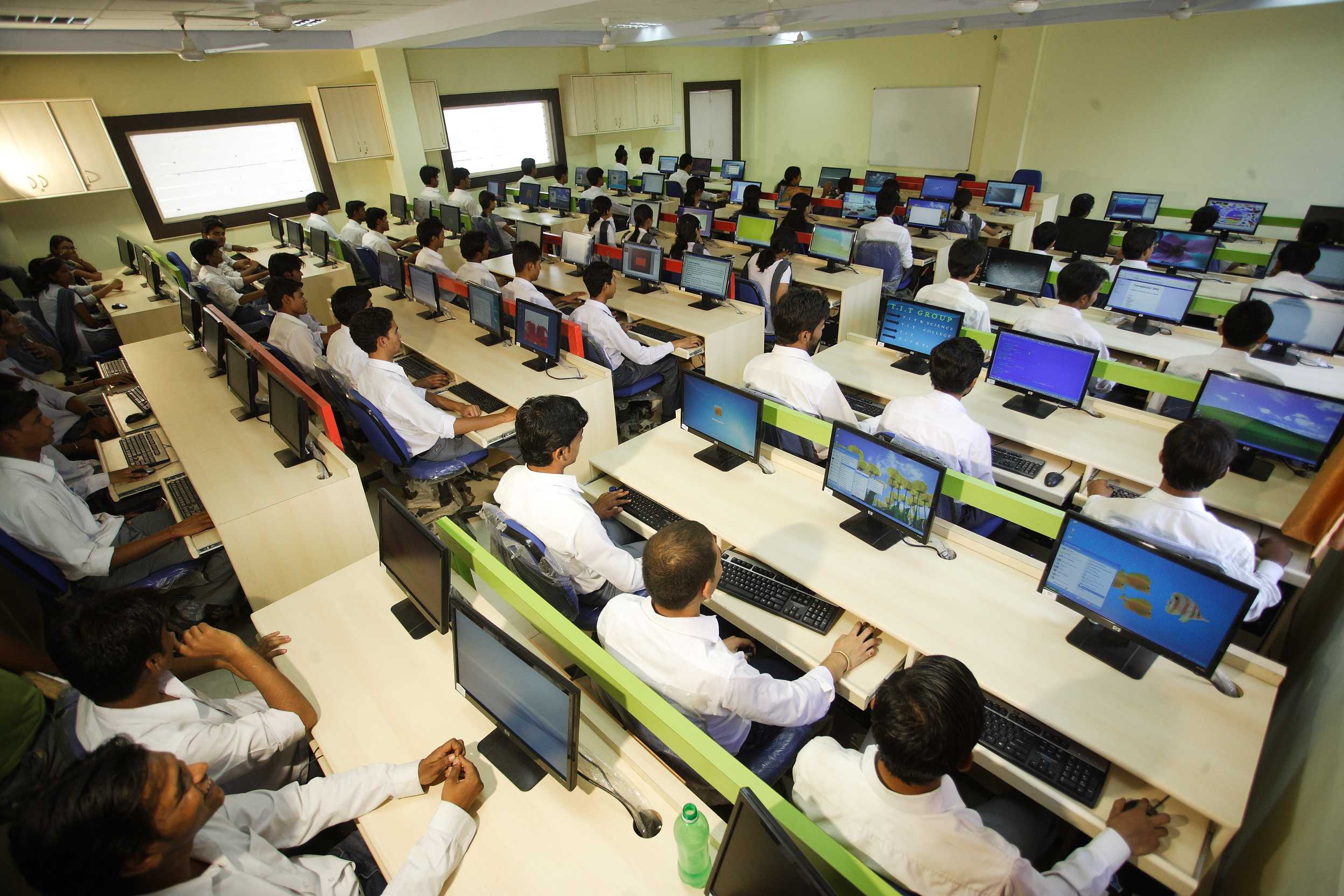 Technocrats Group of Institutions Bhopal Computer Lab photo 7